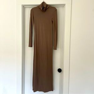 Dresses | Eryn Brinie Brown Slouchy Turtleneck Long Sleeve Maxi Dress Size  Small | Poshmark